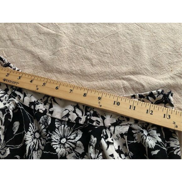 Free People Boho Shorts Size 4 Floral Print Side Zip Pockets Flowy - Picture 8 of 11